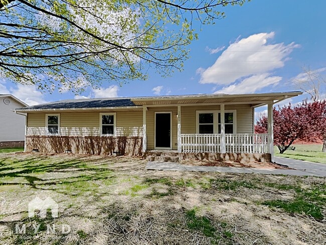 Building Photo - 1509 Whisnant St Rental