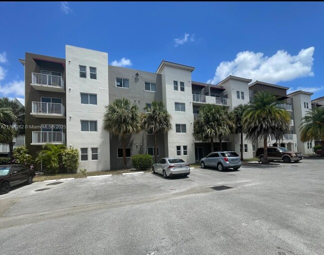 Photo - 11040 SW 196th St Condo Unit 204