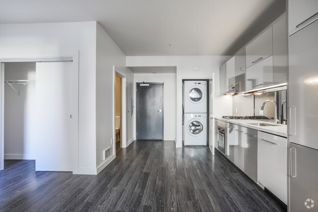 0BR,1BA-Studio