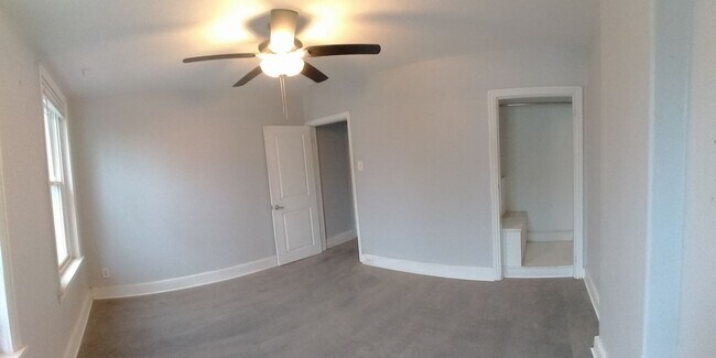 Photo - 3 bedroom/ 1.5 Bath