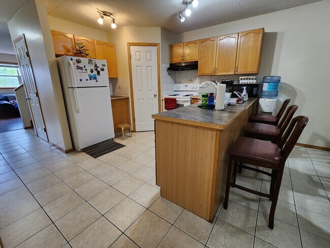Photo - 227-223 3 Ave Unit 203