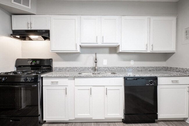 Photo - The Life at Green Arbor