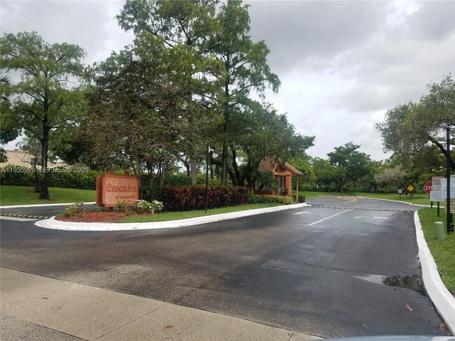 Photo - 7710 NW 50th St Unit 307