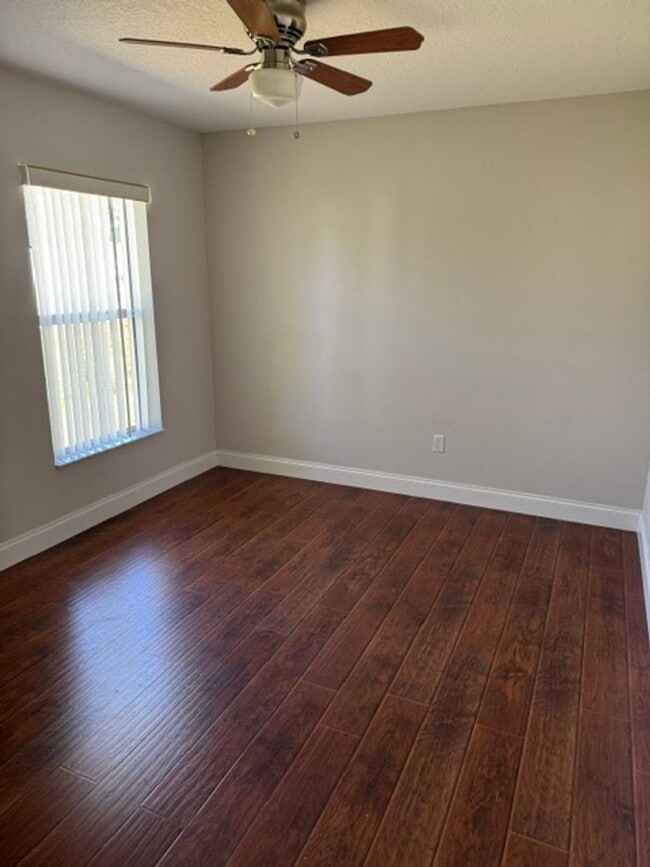 Photo - Palm Coast L-Section 4 BR 2 BA