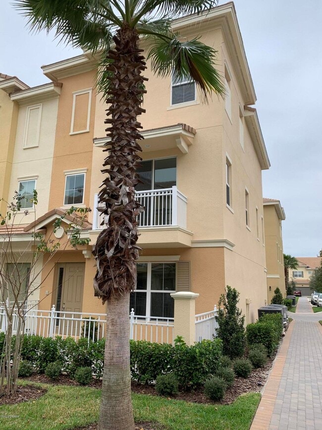 Photo - 1296 Bolton Pl