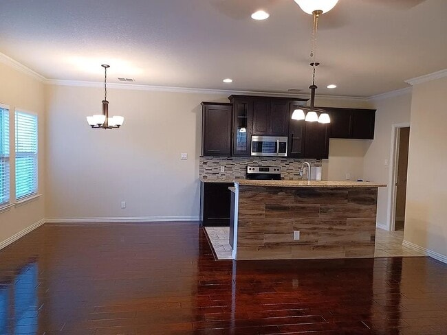 Photo - 326 Austin Ave