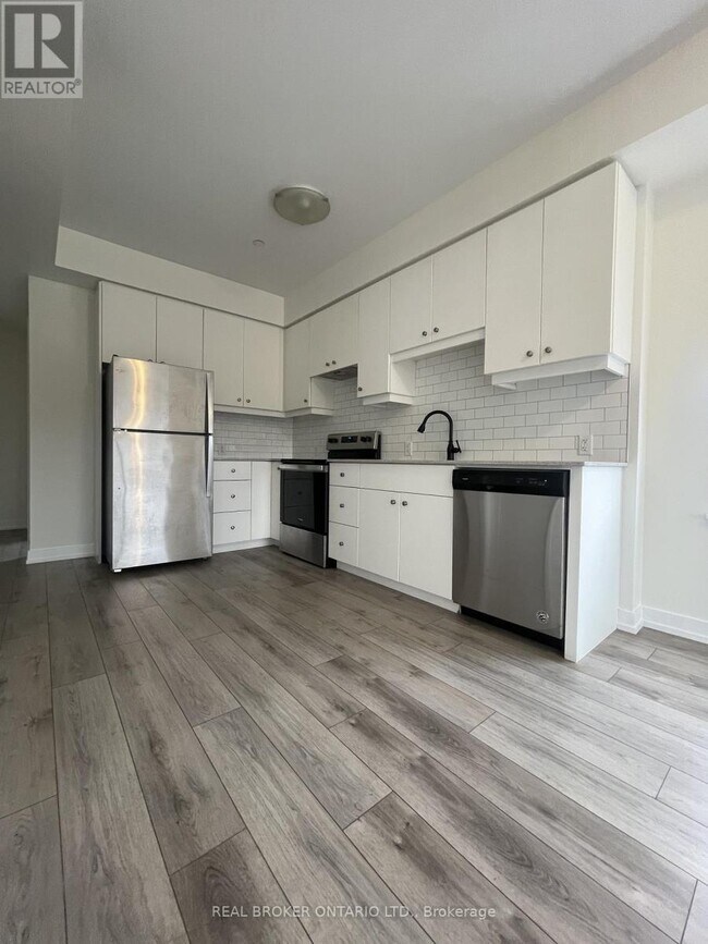 Photo - 255 Northfield Dr E Unit 314