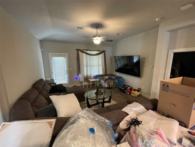 Photo - 8412 Cottage Rose Dr