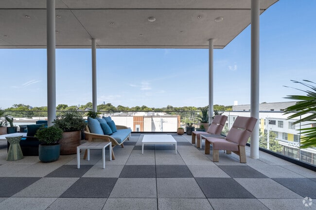 Sky Deck - Starlight