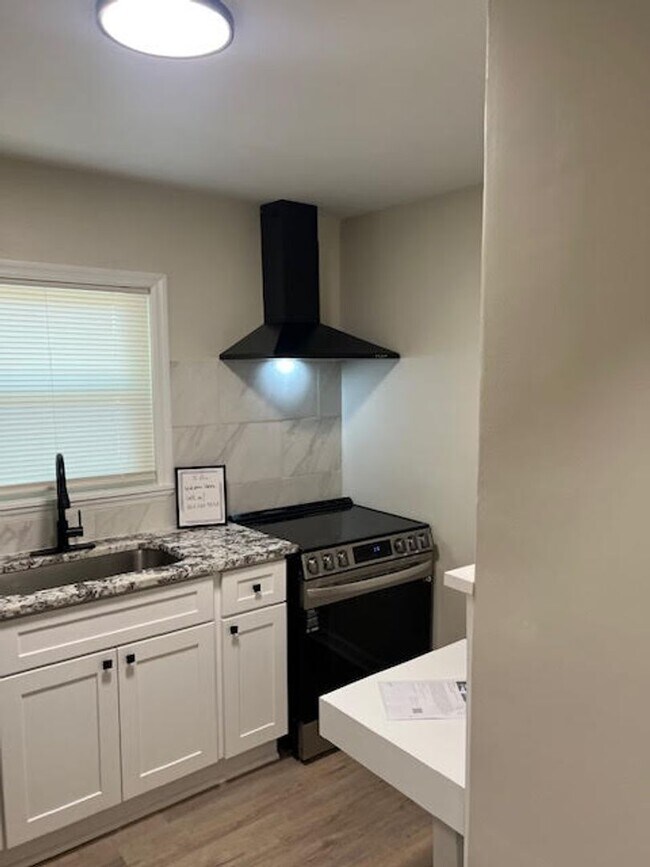 Photo - Charming, Fully Renovated 2-Bedroom in West Columbia