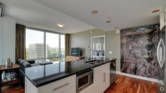 Building Photo - 300 Bowie St Unit 1707 Rental