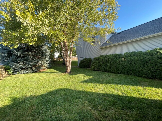 Photo - 2930 Blackhawk Dr