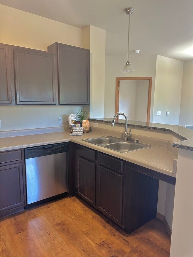 Photo - Fairway Glen