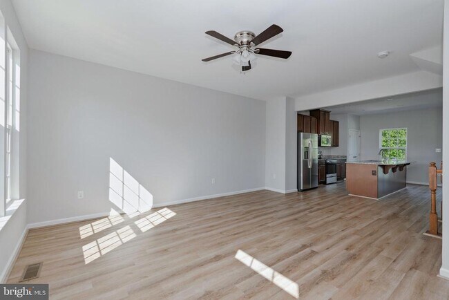 Photo - 8647 Rosecrans Ln