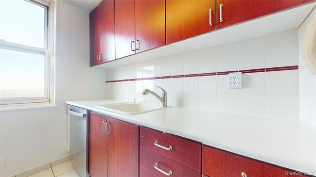Photo - 118-17 Union Tpke Unit 15F
