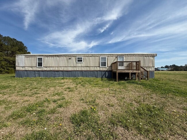 Building Photo - Nice 2 bedroom, 2 bath Mobile home