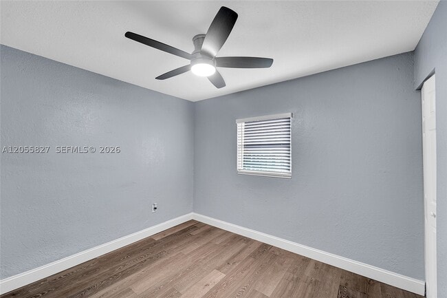 Photo - 2360 NW 6th St