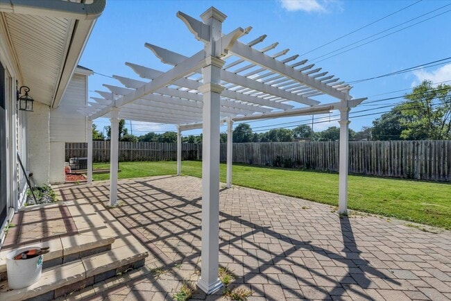 Photo - 1719 W Lexington Dr