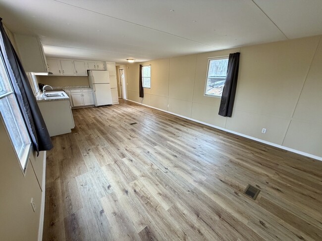 Photo - 41 Windy Hill Rd