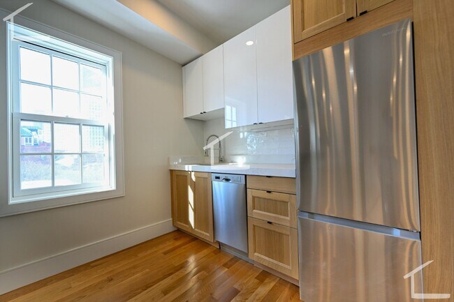 Photo - PENTHOUSE 3 BED 2 BATH IN BAY VILLAGE