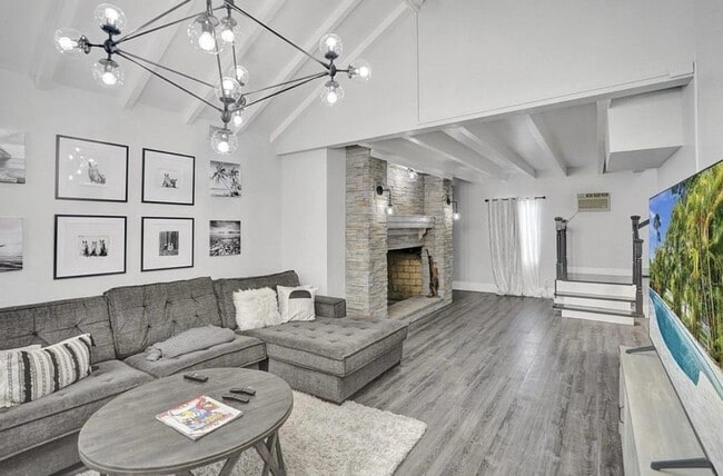 Photo - 502 Rambling Dr Cir Unidad #1