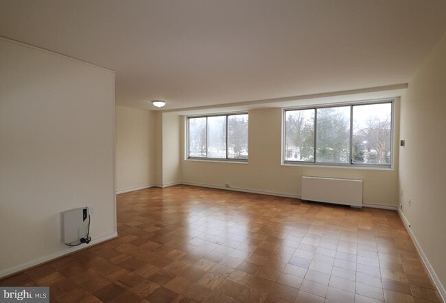 Photo - 10500 Rockville Pike Unit 406