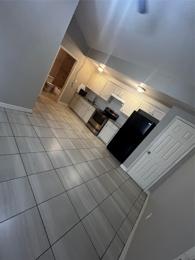 Building Photo - 1407 Lamesa Ave Unit B Rental