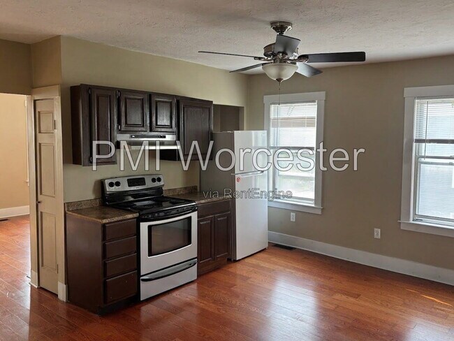 Photo - 174 Ingleside Ave Unit 1