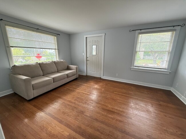 Photo - 8 N Harrison St