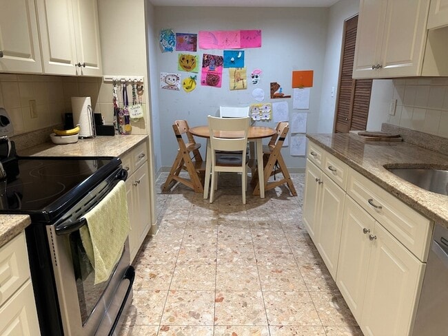 30 Parkman St Unit 4