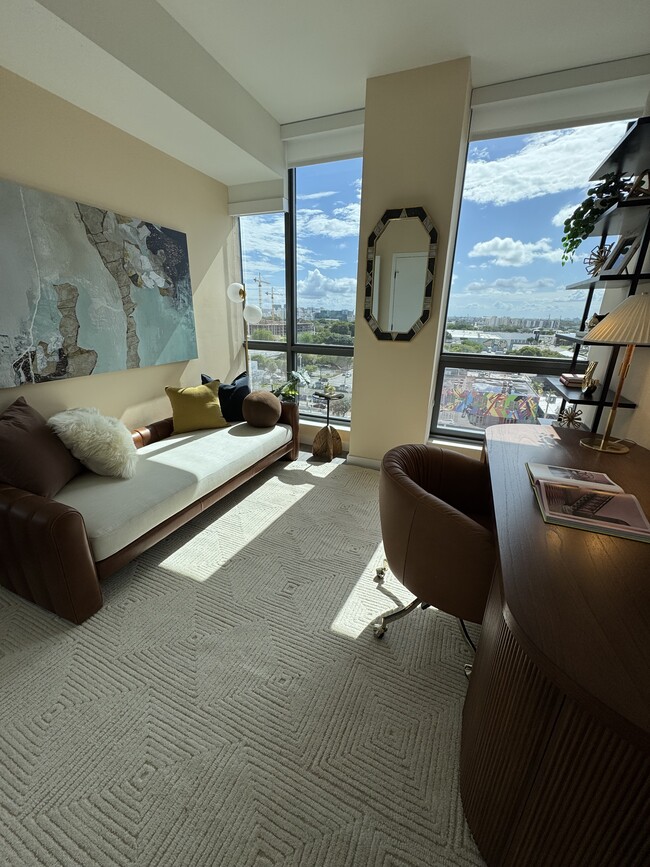 Photo - 259 NW 27th St Unit B2