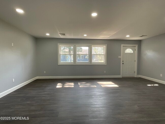 Photo - 208 Wichita Trail