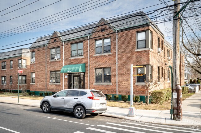 Photo - 199-04 Hillside Avenue