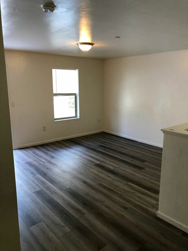 Red Table Apartments Gypsum, CO