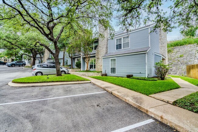 Photo - 6901 Old Quarry Ln