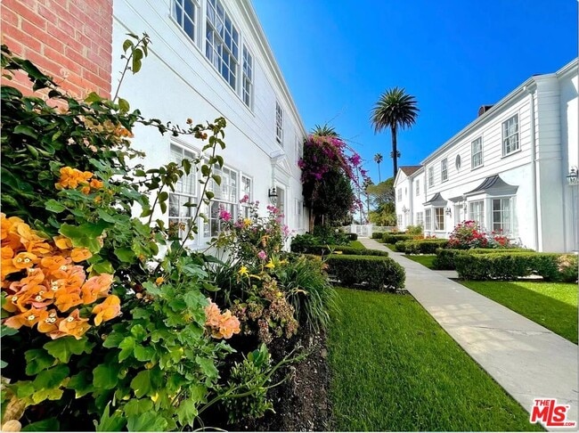 Photo - 849 Ocean Ave Unidad 2