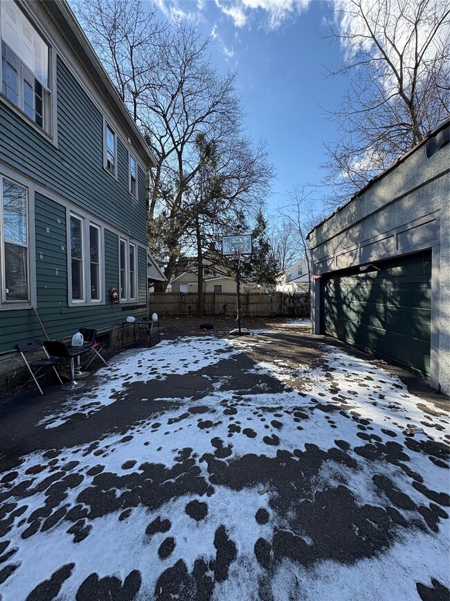 Photo - 171 Chapin St Unit 1st FL