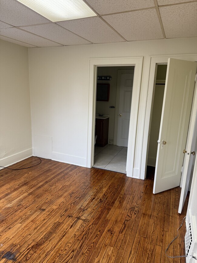 Photo - 2414 Mallery St