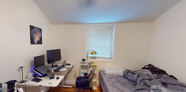 Photo - 172 Fuller St Unit 3