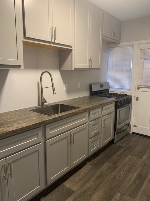 Photo - 150-152 N Brentwood