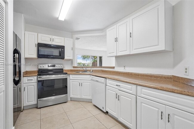 Photo - 3417 NW 44th St Unit 103