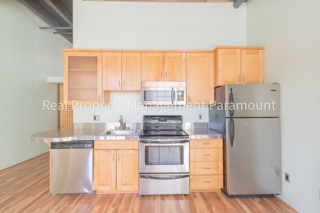 Photo - Beautiful One Bedroom Apartment in Downtown Los Angeles!