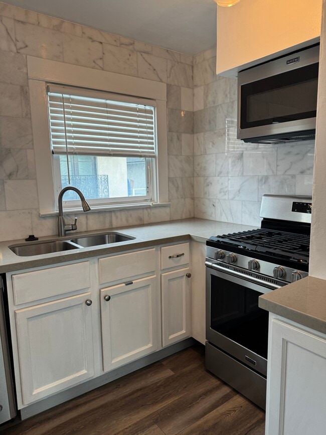 Photo - 1653 Bayview Dr Unit 1653