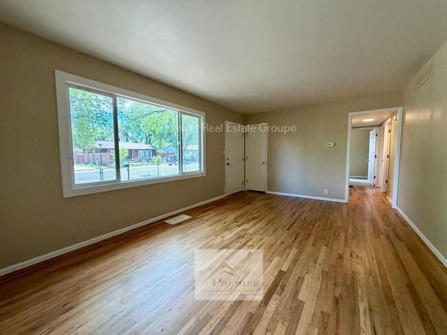 Photo - 1132 Norwood Ave