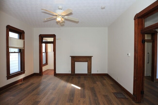 401 Lincoln St