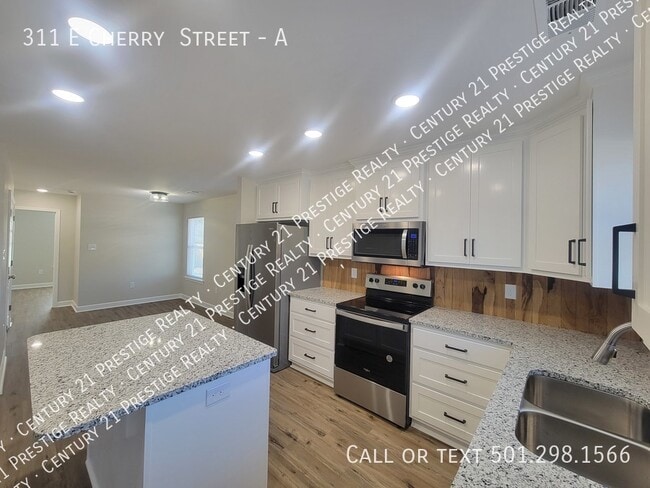 Photo - 311 E Cherry St Unit A