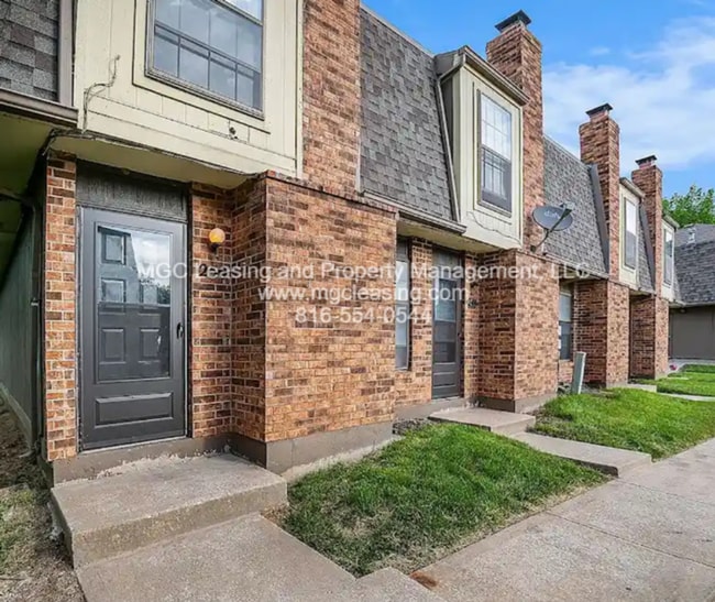 Photo - Cozy Up This Fall in Your New Master Retre...