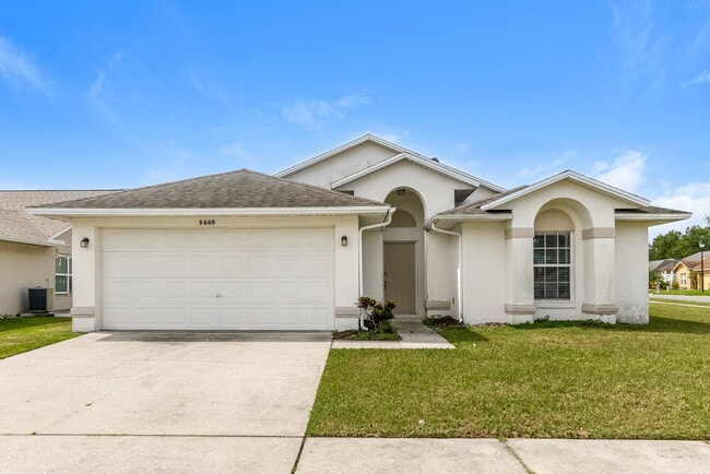 Building Photo - 8669 Wellington Loop Rental