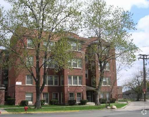 Building Photo - 4031 N Kedvale Ave Unit 1W Rental