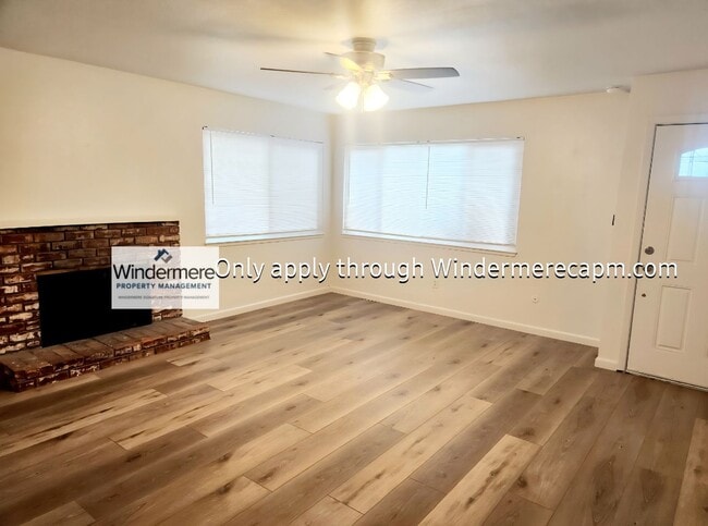 Photo - 1357-1359 Gary Way